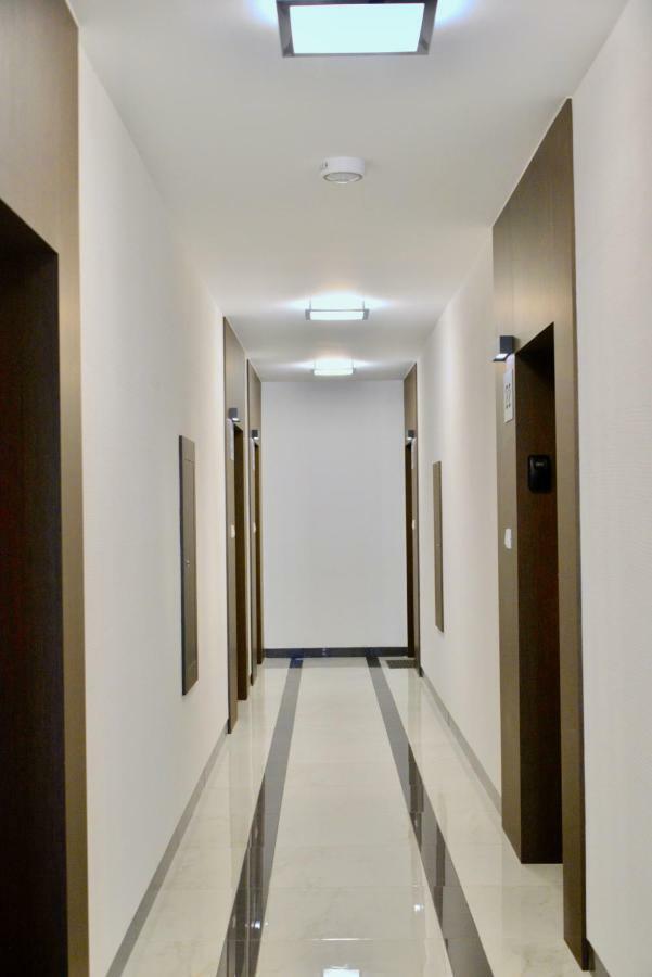 Chlodna Apartment By Your Freedom วอร์ซอ ภายนอก รูปภาพ